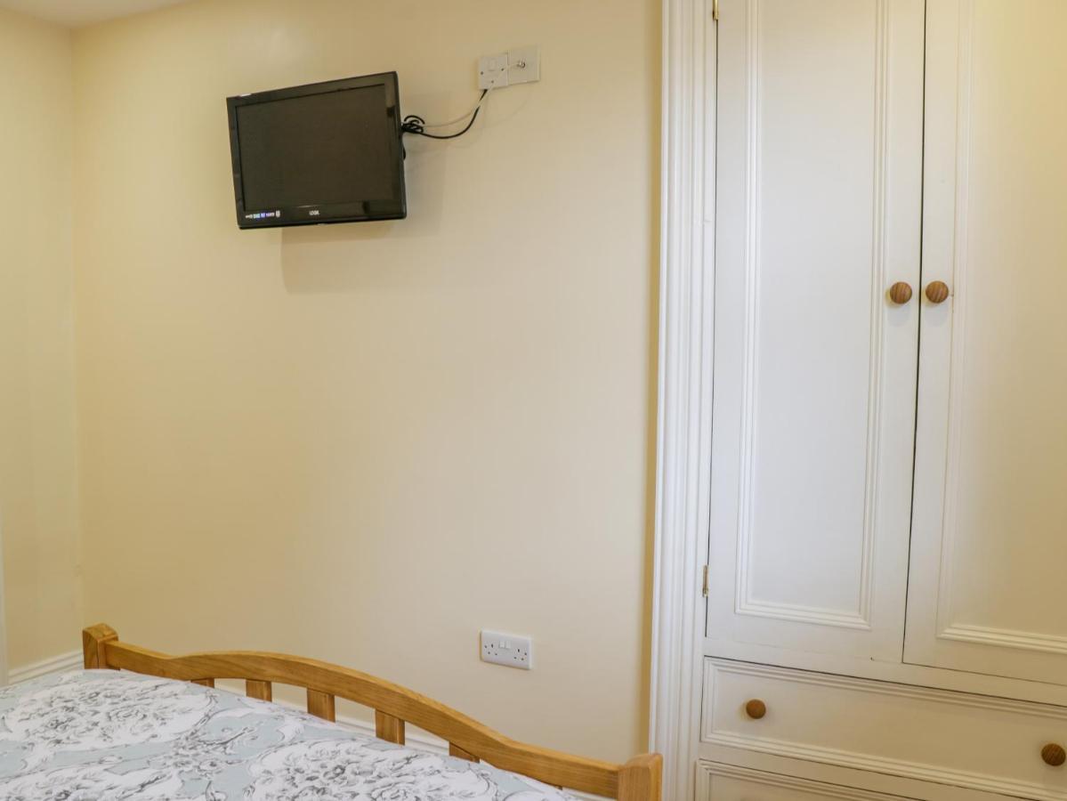 Apartment 6 Вітбі Екстер'єр фото